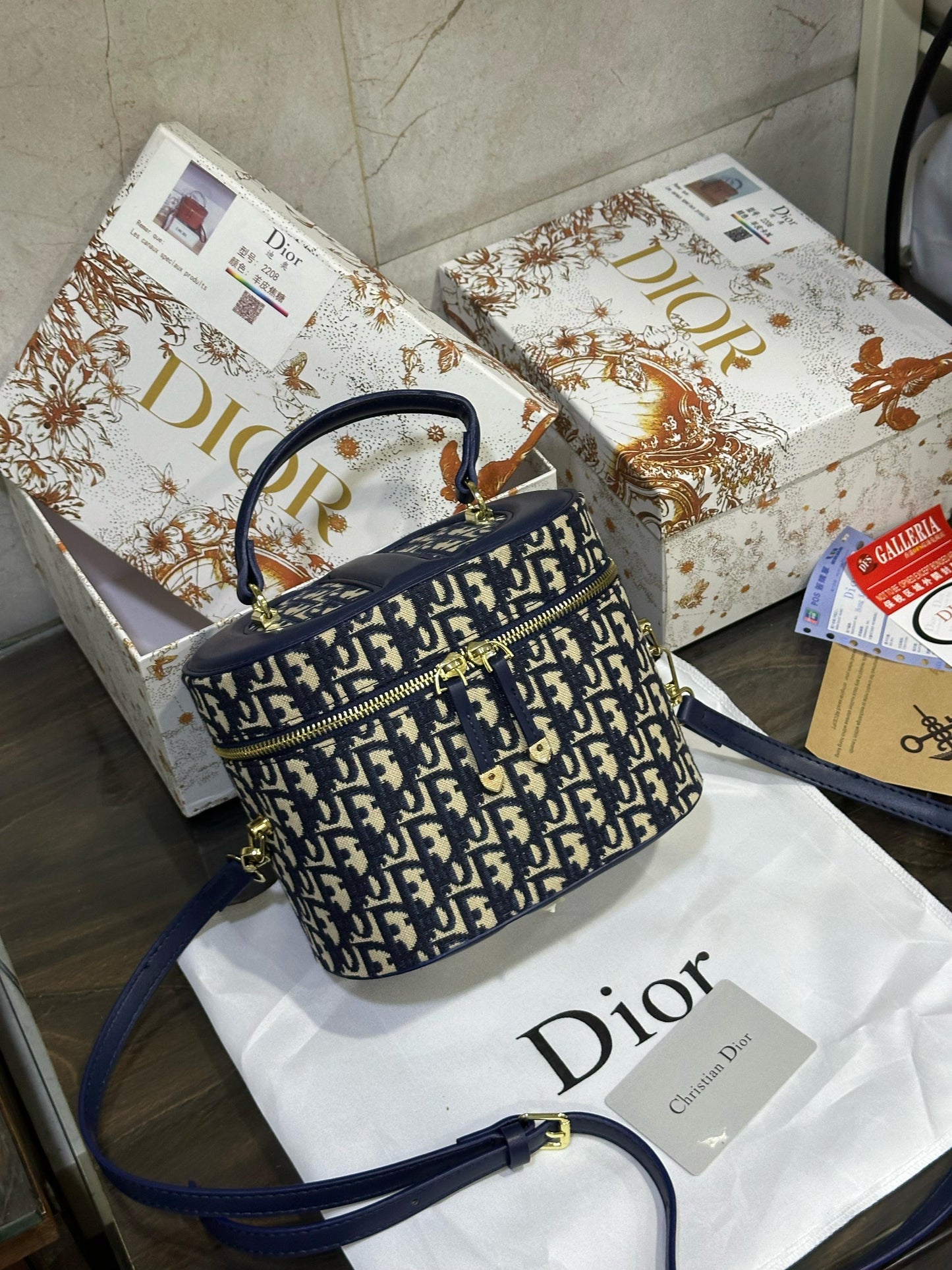 CHRISTIAN DIOR VANITY BAG 12A QUALITY WITH DIOR BOX, BILL & SATIN DUST COVER. SIZE _ 6 BY 8 INCHES