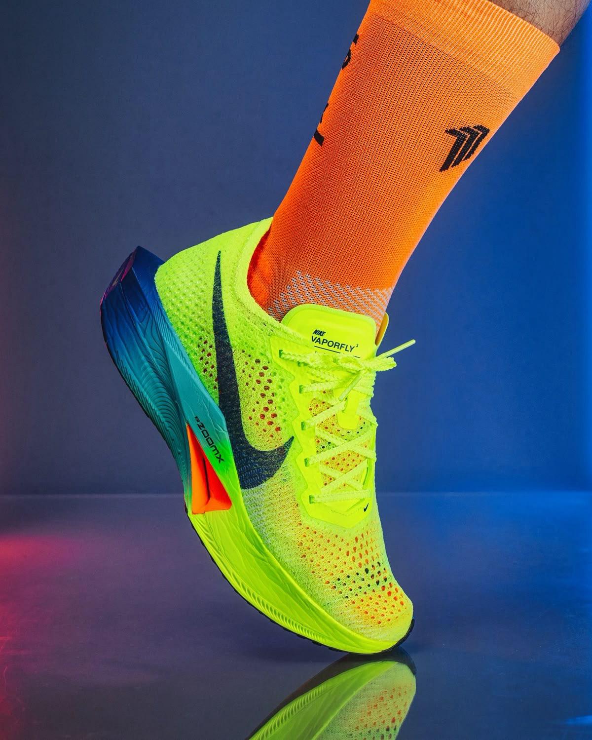 NIKE ZOOM X VAPORFLY NEXT% 3