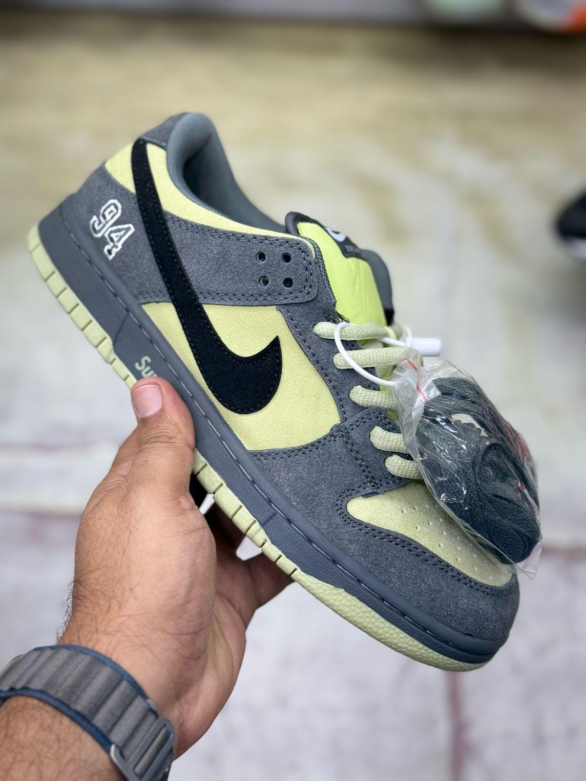 NIKE SB DUNK